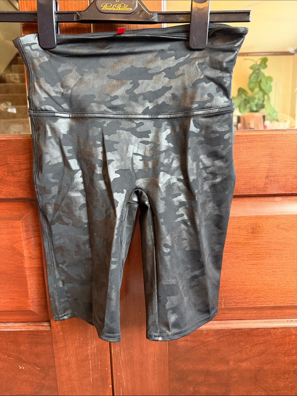 Wonens Camo High-Waist Performance Bike Shorts - Black Spanx